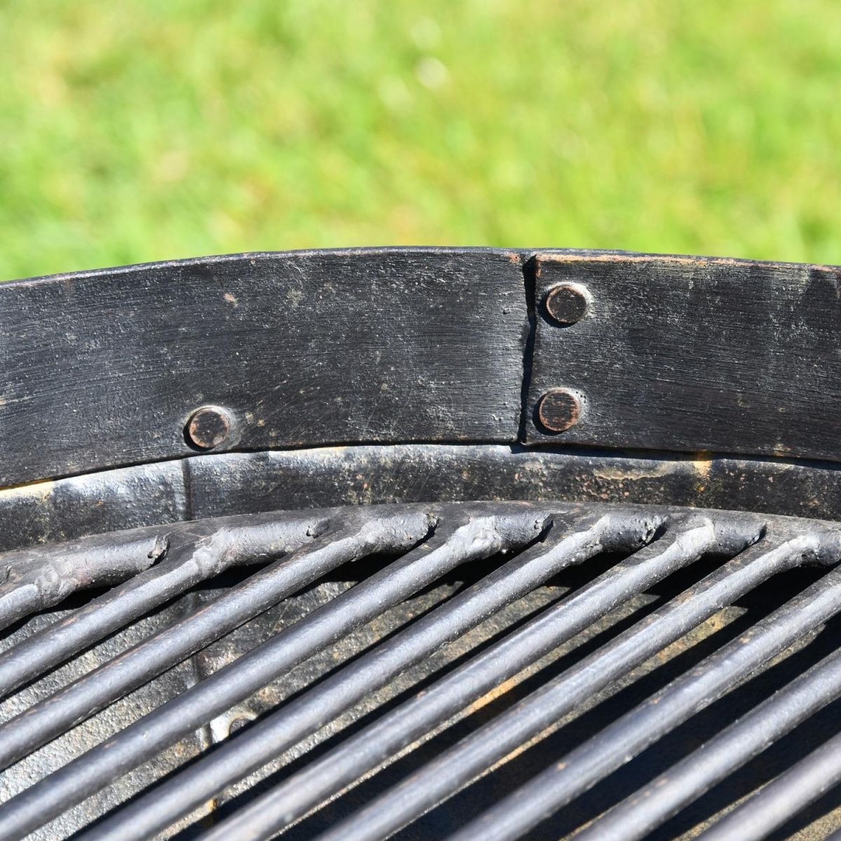 Close up of 60cm Grill Close up of 60cm Grill