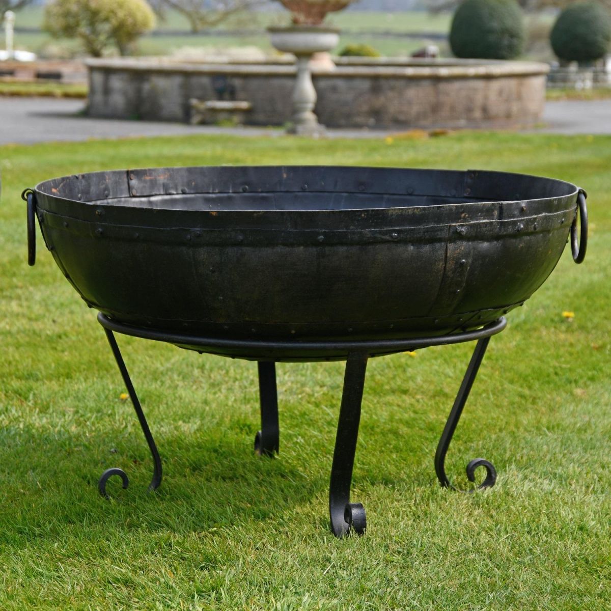 Iron Kadai Fire Bowl - 90cm