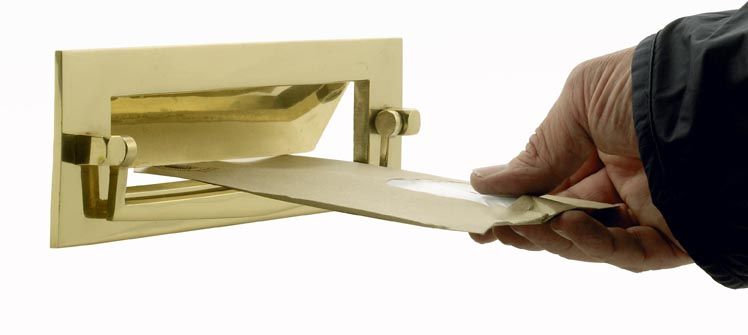 Grantham Solid Brass Victorian letter plate with integral knocker Grantham Solid Brass Victorian letter plate with integral knocker