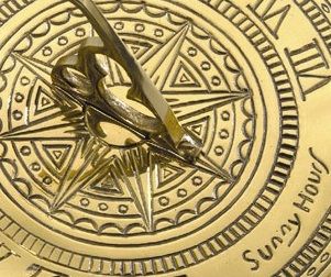 Sunny Hours Sundial - 193mm Sunny Hours Sundial - 193mm