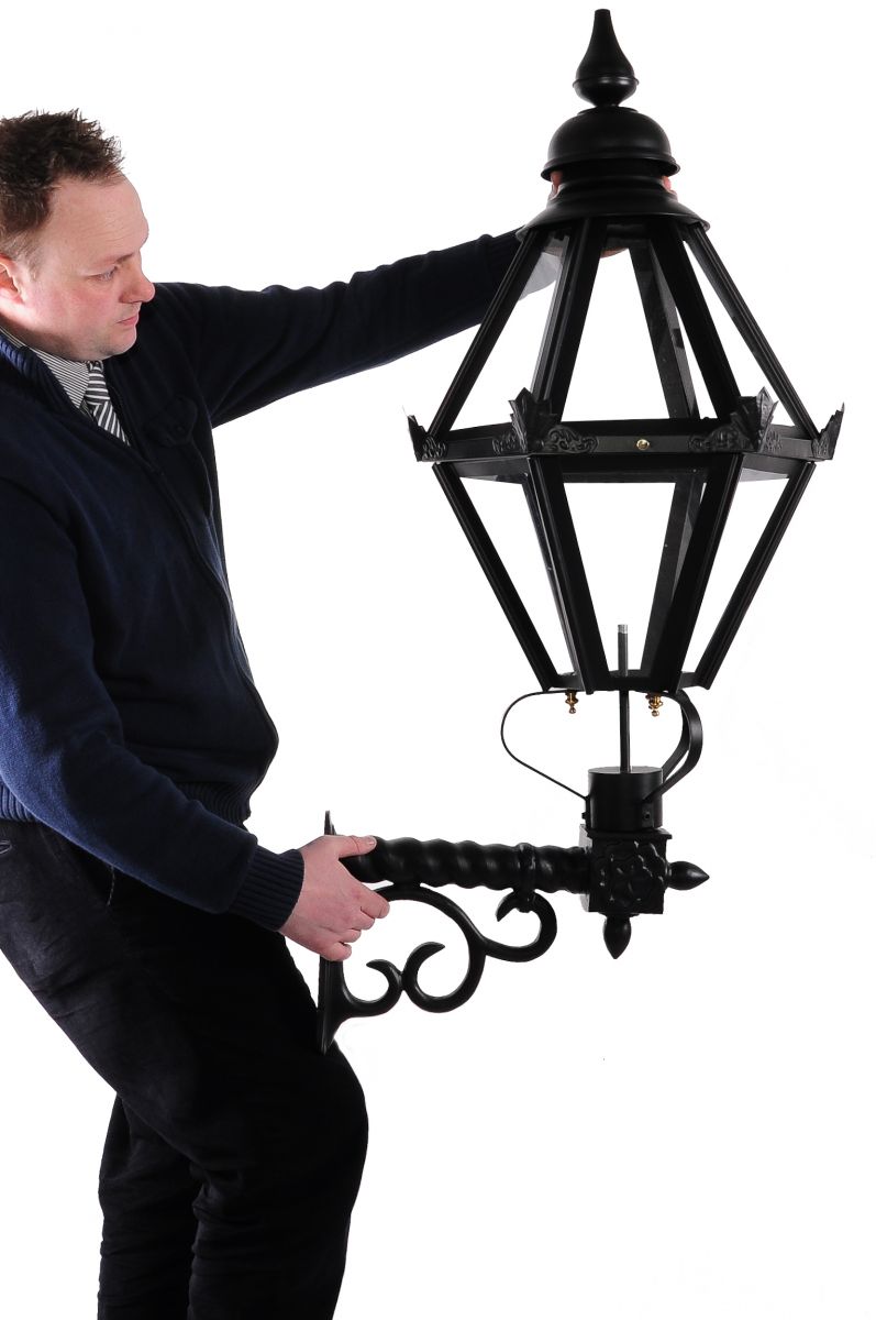 Craven Lantern and Royale Bracket