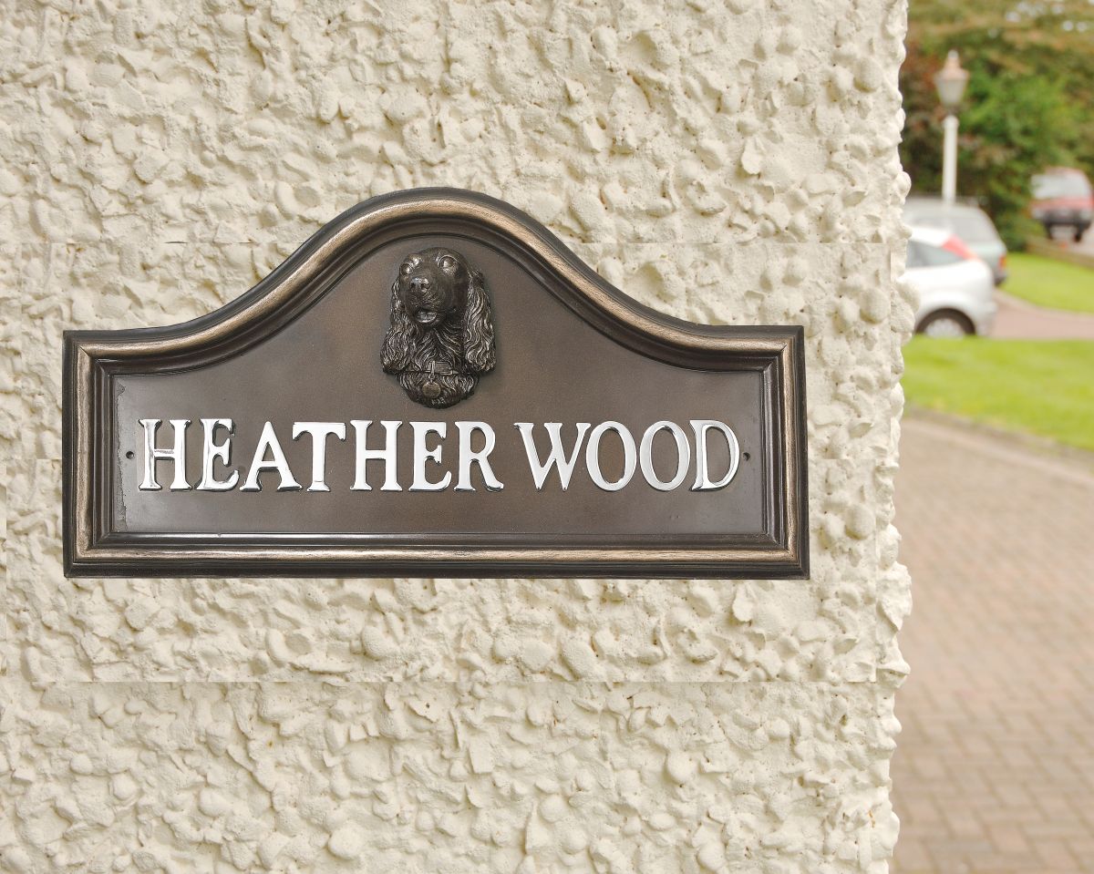 Spaniel House Name Plaque