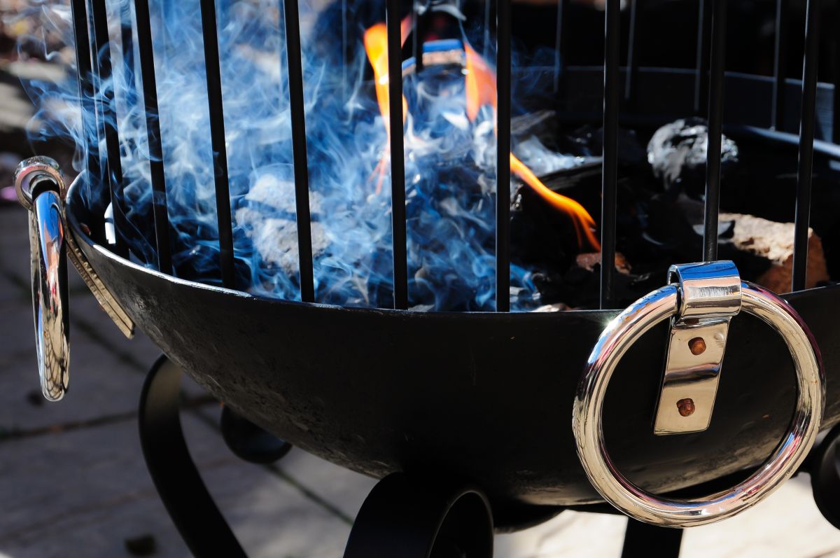 "Imperial Mogul" Kadai Fire Pit & Barbecue
