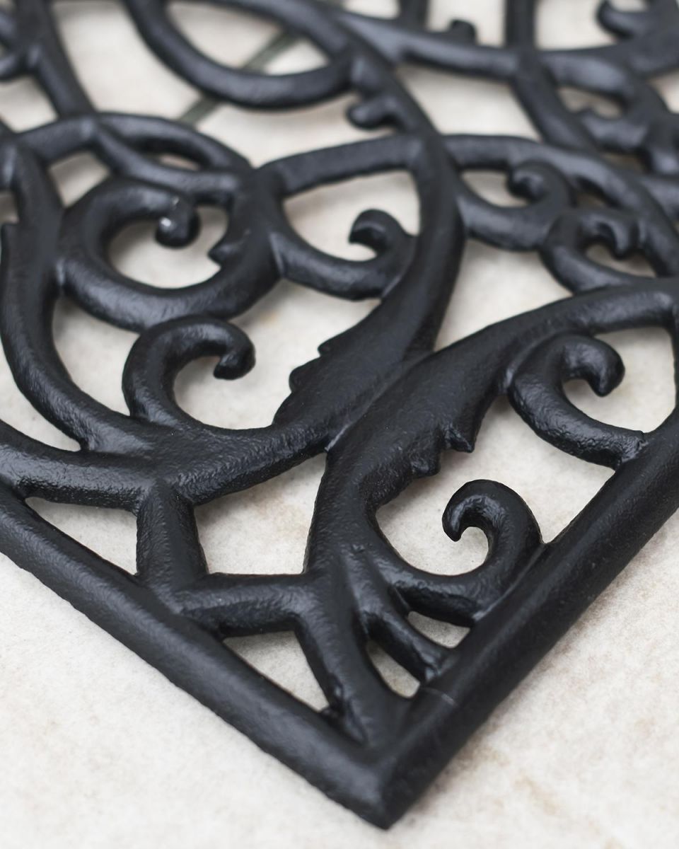 Close-up of the Ornate Pattern on the "Bampton" Cast Iron Black Doormat