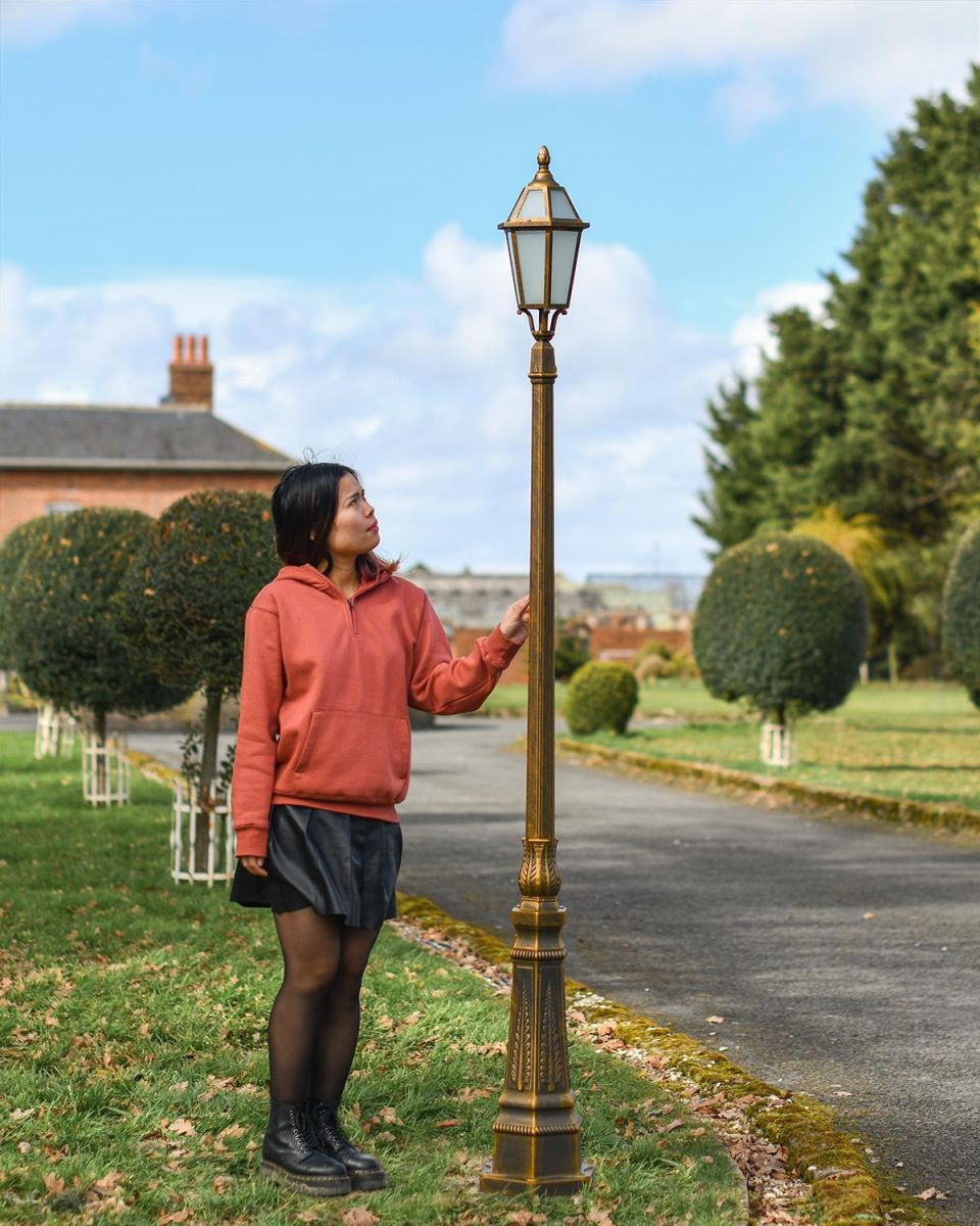 2.3m "Beaumont" Antique Bronze Traditional Lamp Post to Scale