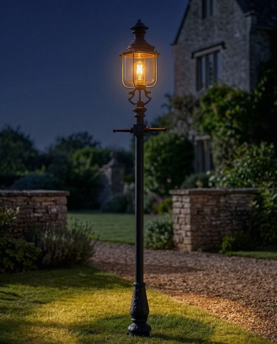 "Belgravia" Lantern and Lamp Post Set digital illustration at night