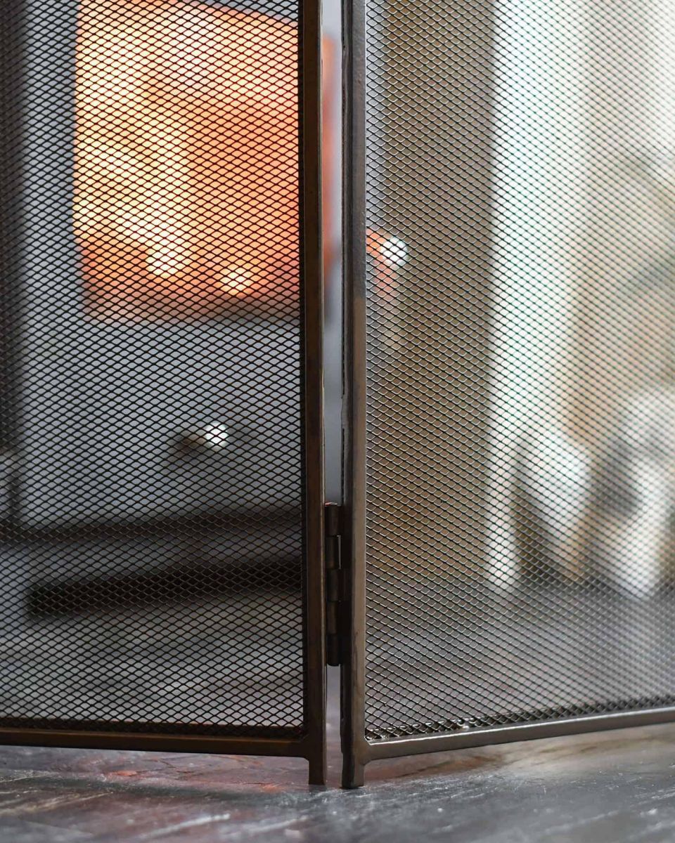 Close-Up of Integral Mesh on "Hampden" Rustic Brown Iron Fire Guard 