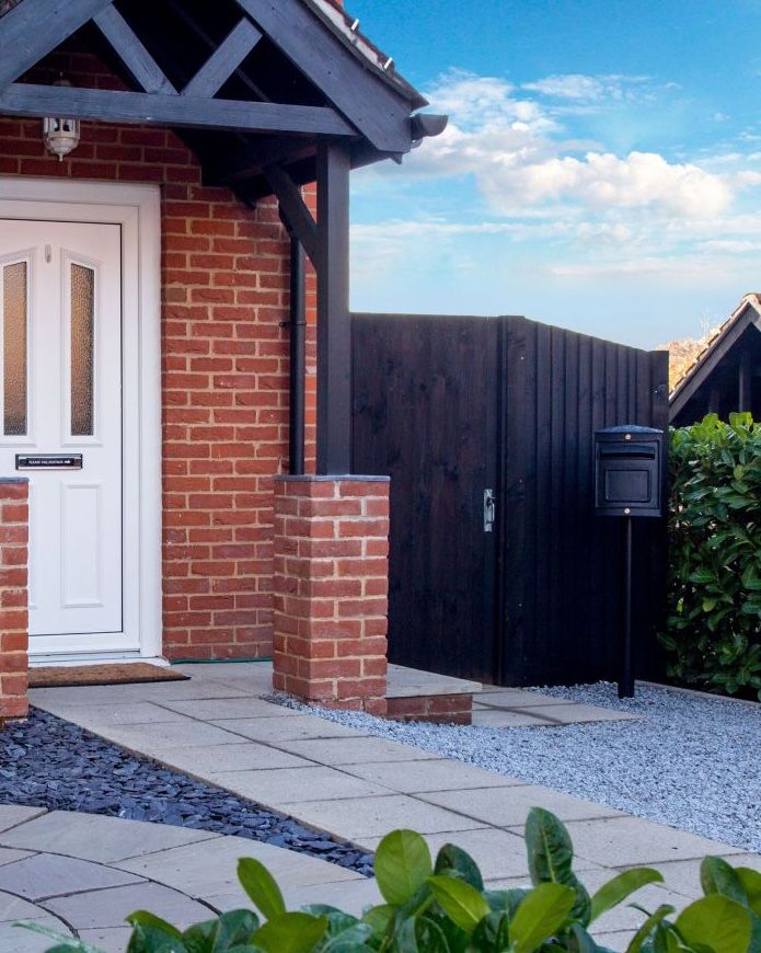 "The Sheffield" Rear Opening Post box on modern house