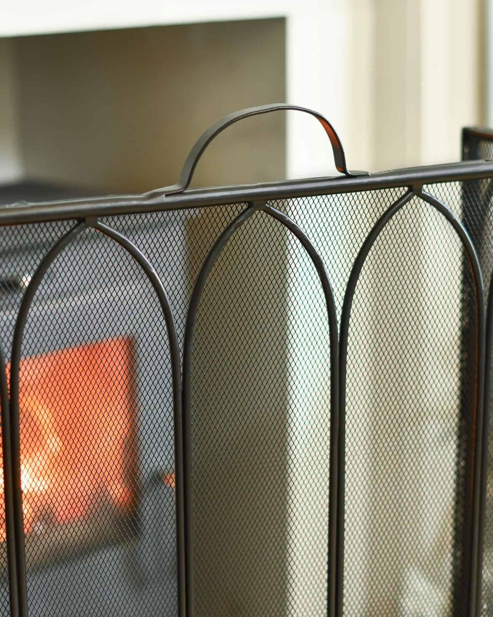 Close-Up of Handle for "The Towers" Fire Guard Close-Up of Handle for "The Towers" Fire Guard