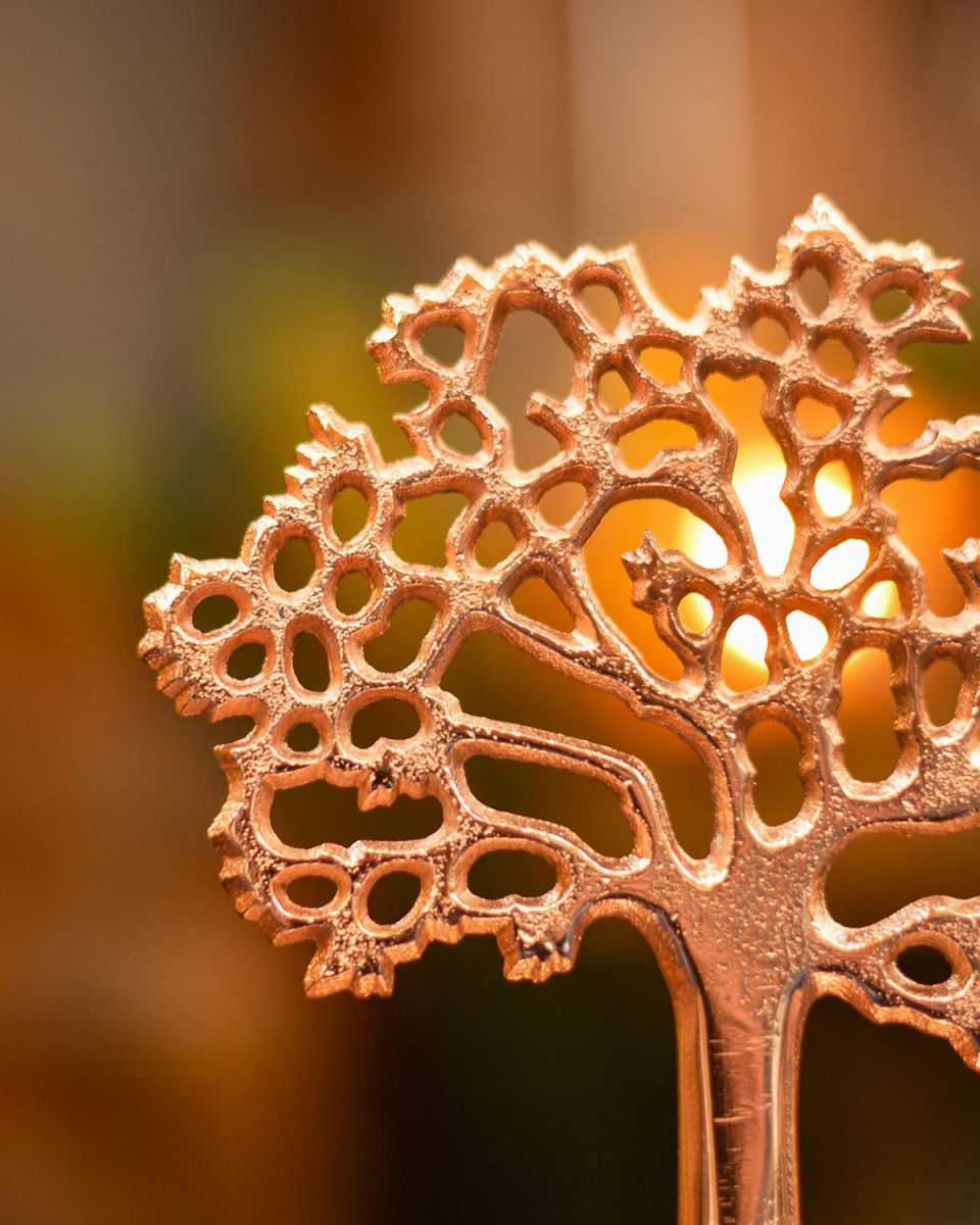 Close-up of the Antique Copper Finish Close-up of the Antique Copper Finish