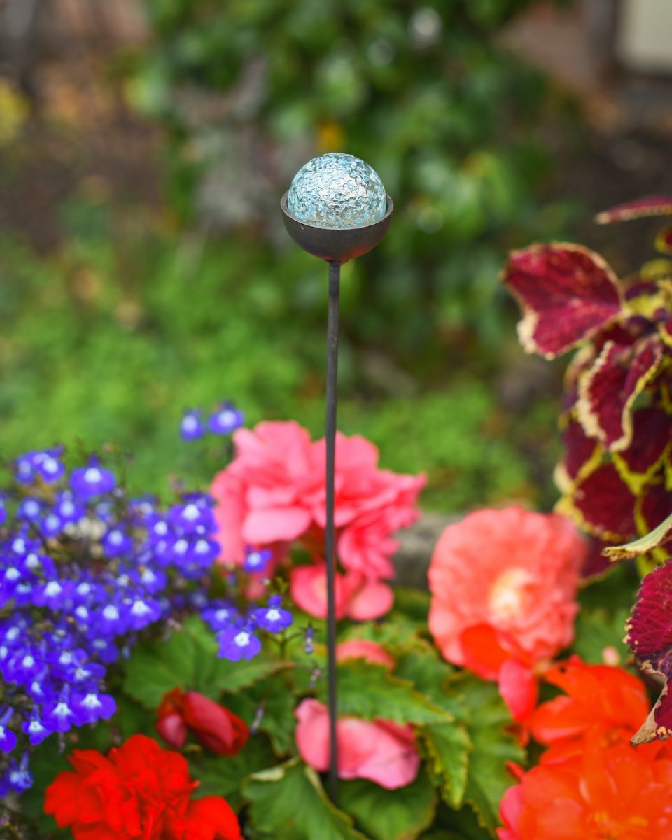 "Aqua Ice" Suncatcher Garden Stake small