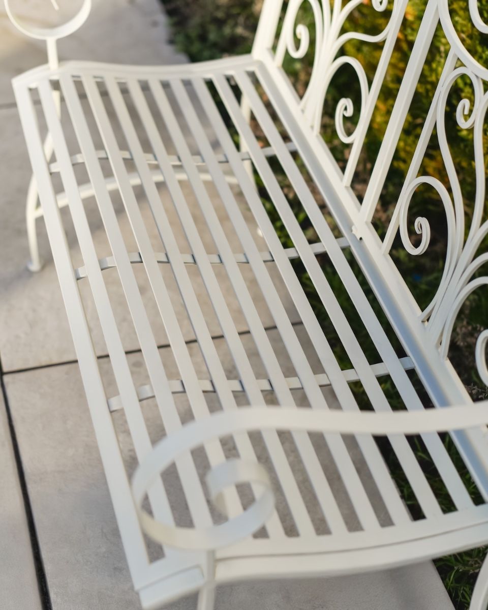 "Belvedere" Wrought Iron Garden Bench - Cream close up of seat
