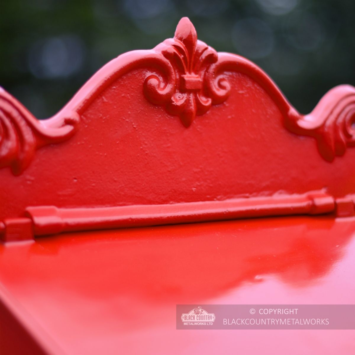 “Blushed Peony” Red Goldhay Post Box Decorative Top
