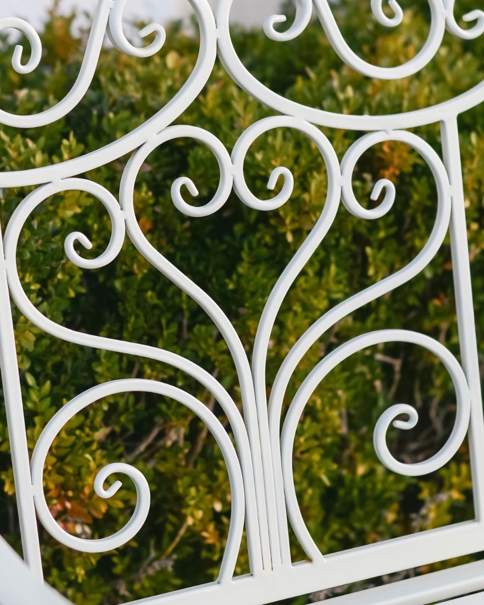 ‘Chateau’ Wrought Iron Garden Chair close up of back support
