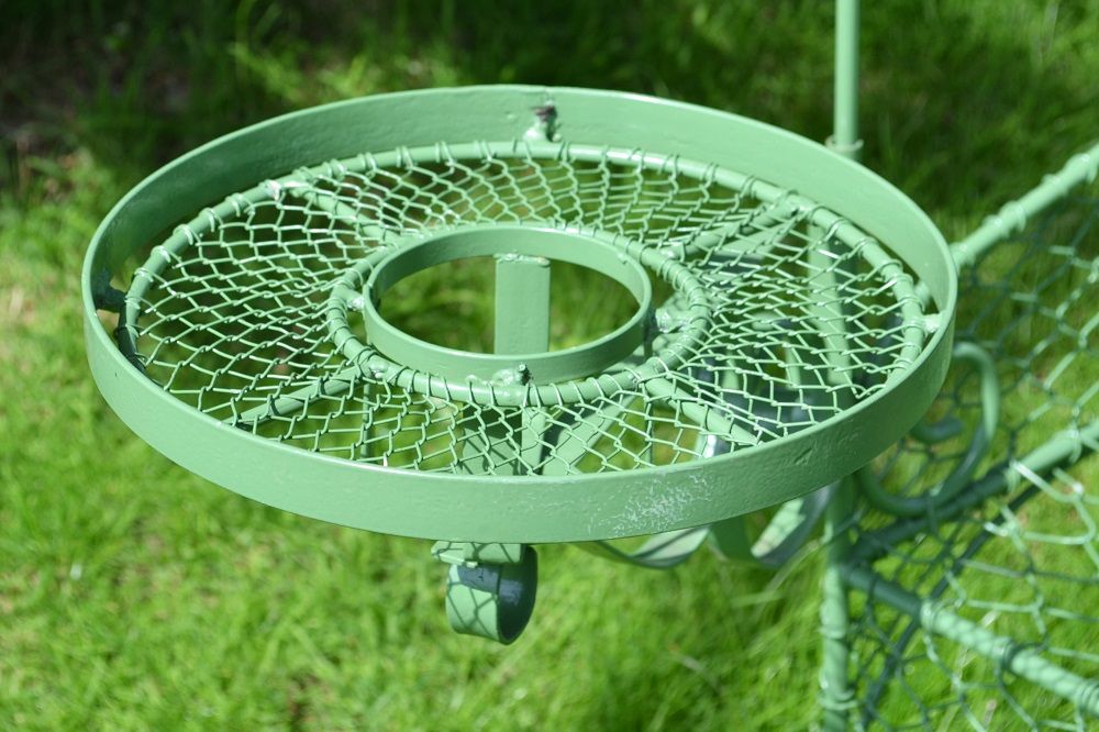 "Daphnia" Rose Arch & Garden Love Seat