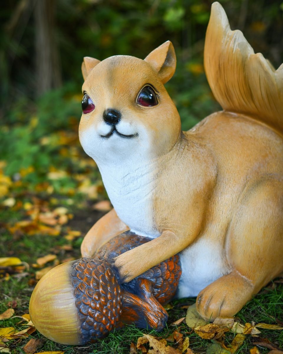 "Fidget" the Handpainted Fibreglass Squirrel Garden Sculpture close up of squirrel