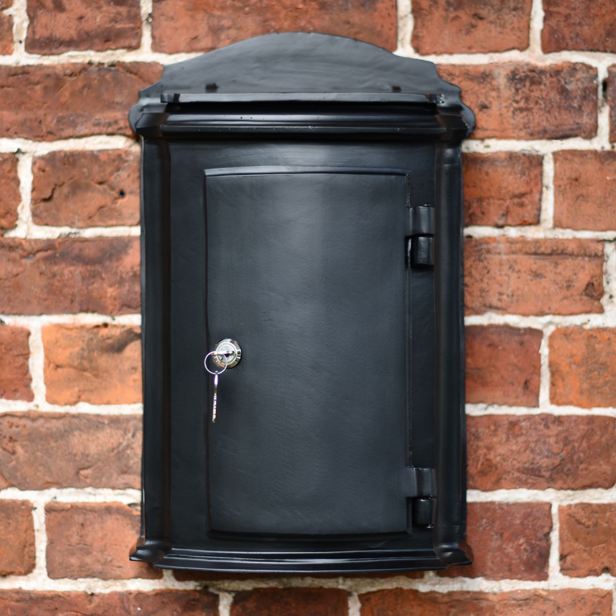 Front Lockable Door on the “Inkwell” Black York Post Box