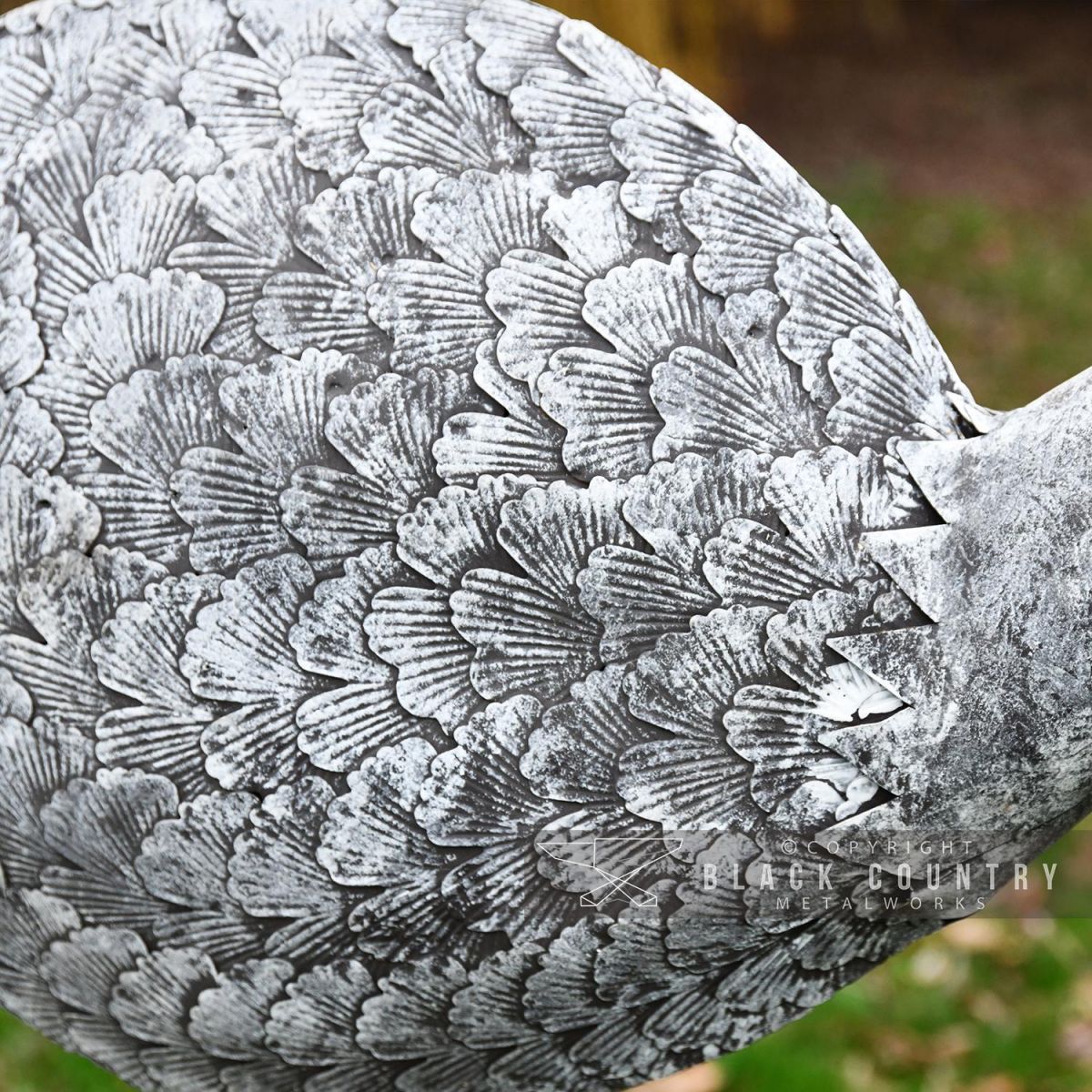 Close-up of the White finish on the Flamingo