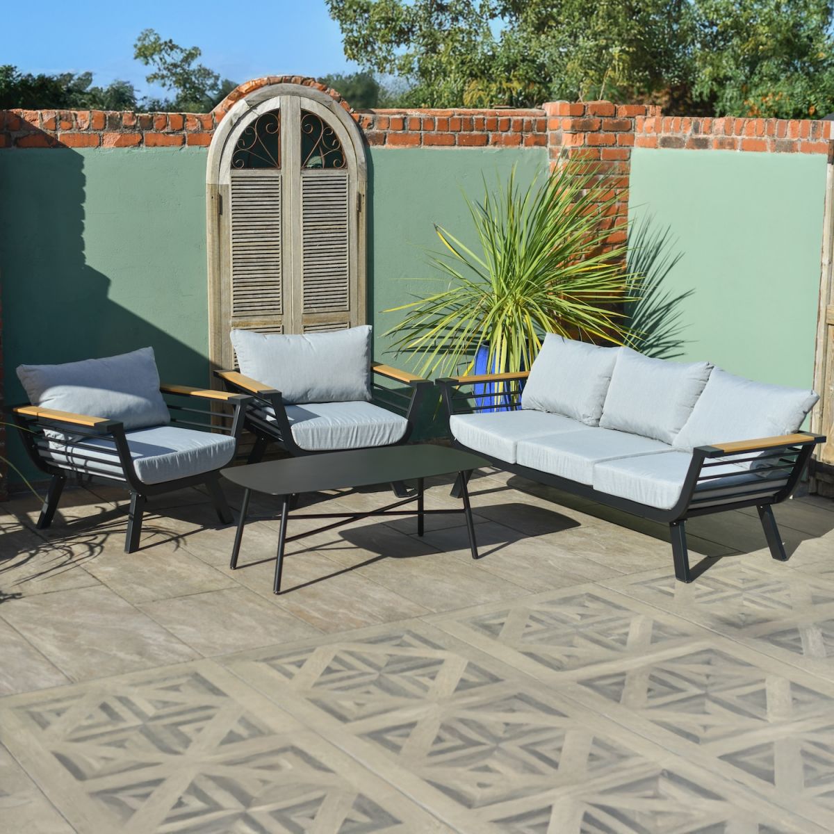 "Linea Nera" Black Garden Lounge Furniture Set