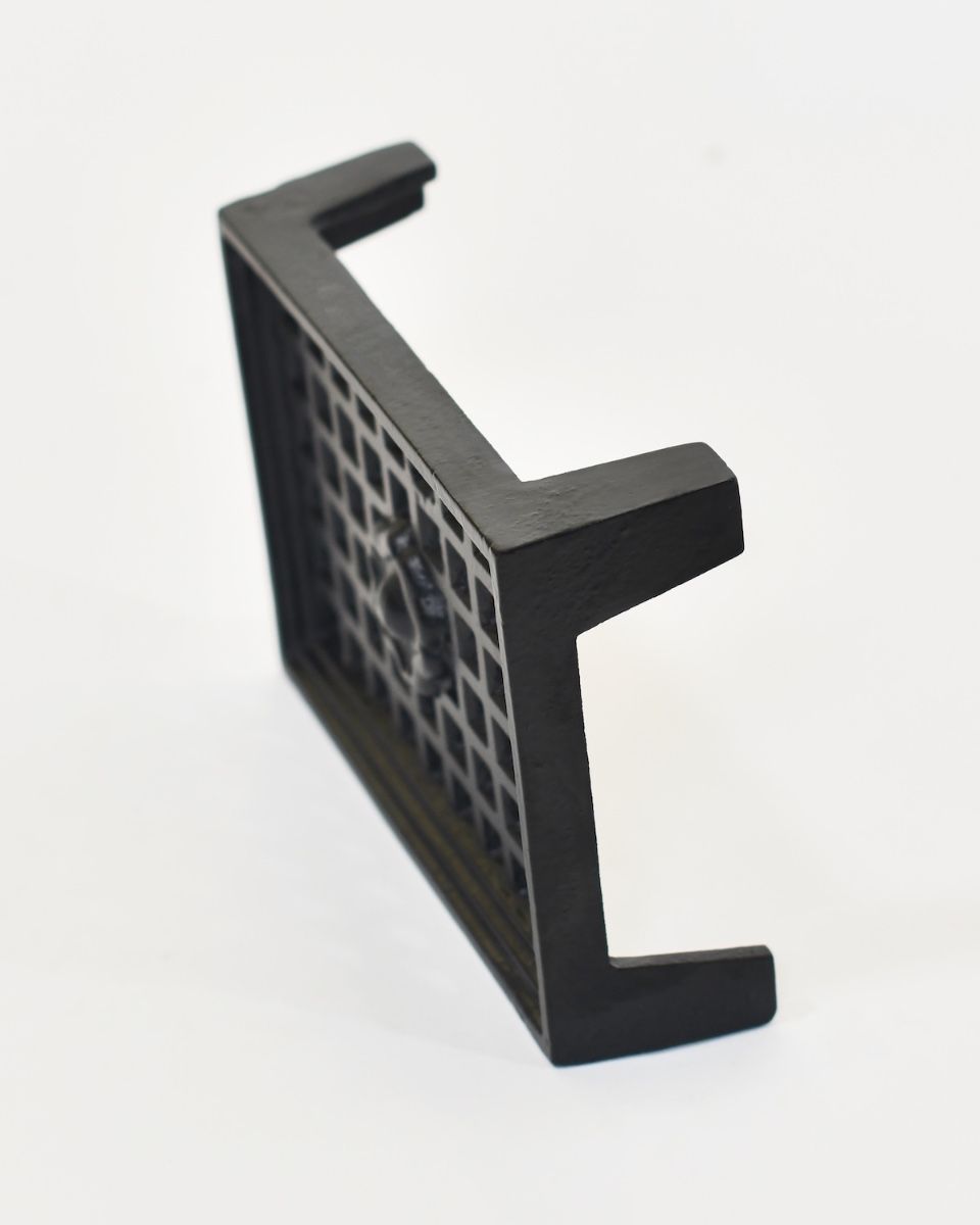 "Monarch Rose" Cast Iron Air Brick 9"x6" high angle side view