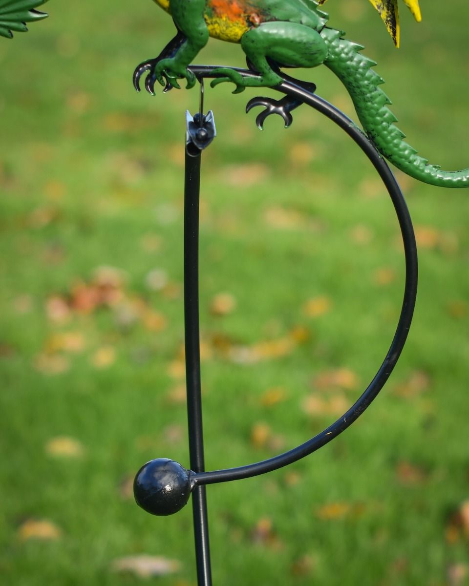 "Ragnor" the Steel Dragon Rocker Garden Spike Close up Shot of the Counter-balance