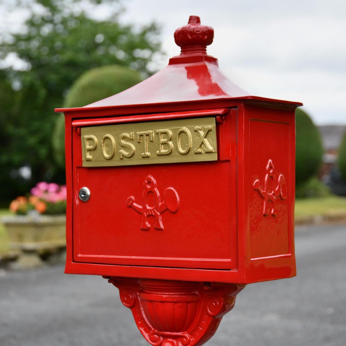 Close-Up of “Saffron Blossom” Red Suffolk Post Box