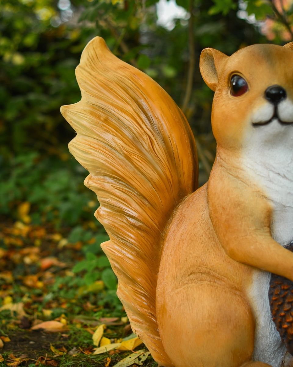 "Scurry" the Handpainted Fibreglass Squirrel Garden Sculpture close up of tail