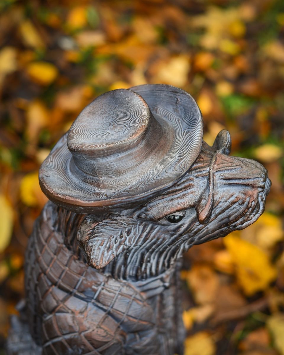 "The Hearthland Squire’ Resin Badger Garden Sculpture - Large close up hat