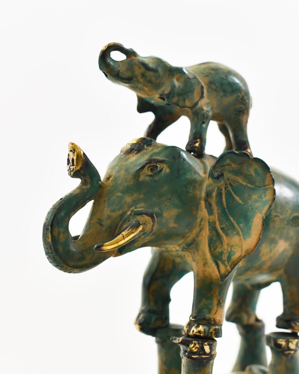 ‘The Pachyderm Pagoda" Cast Brass Elephant Ornament close up of top elephants