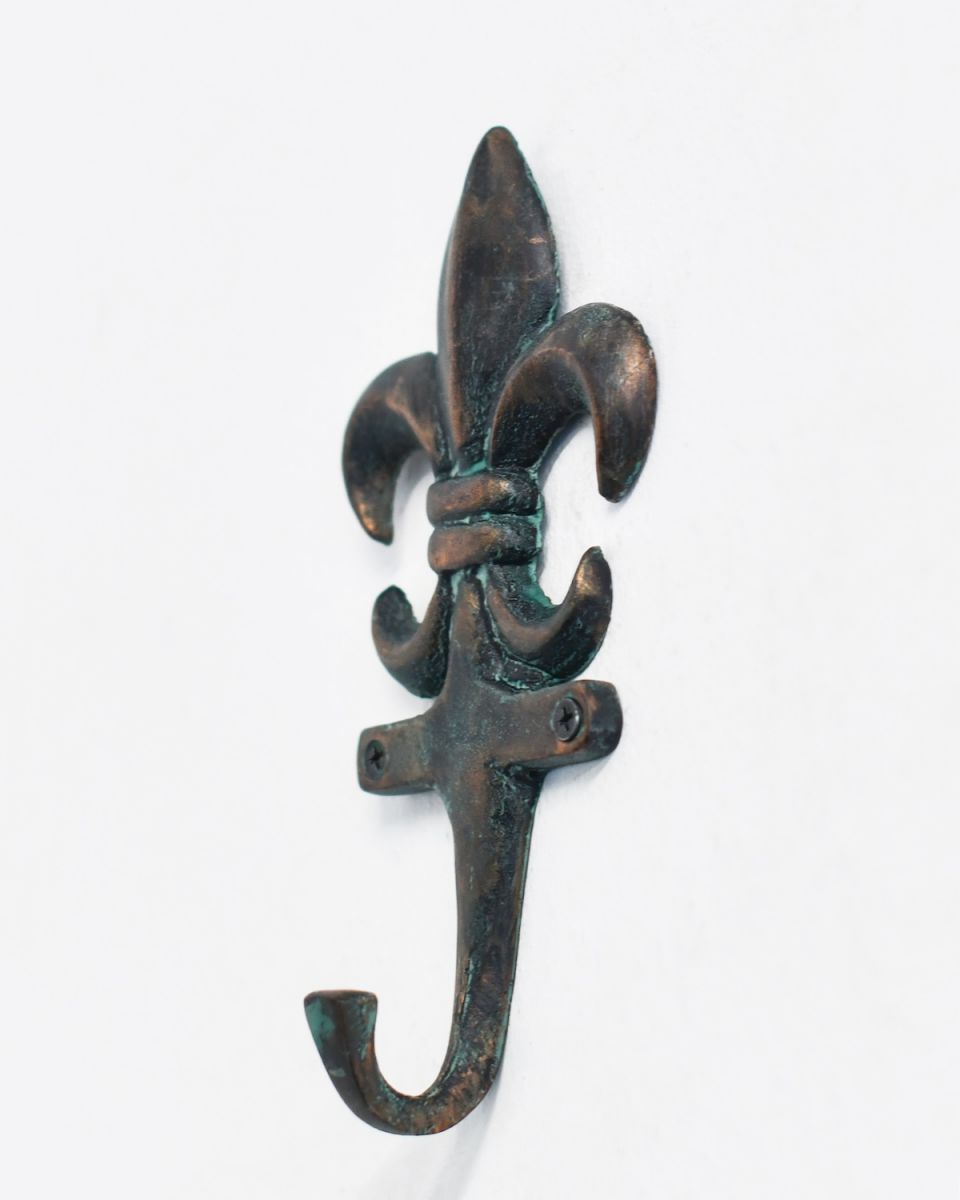 Angled view of regal charm coat hook