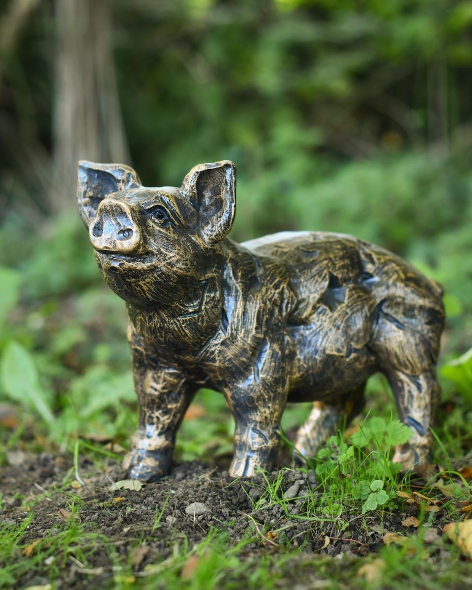 Angled view of pig patio ornament