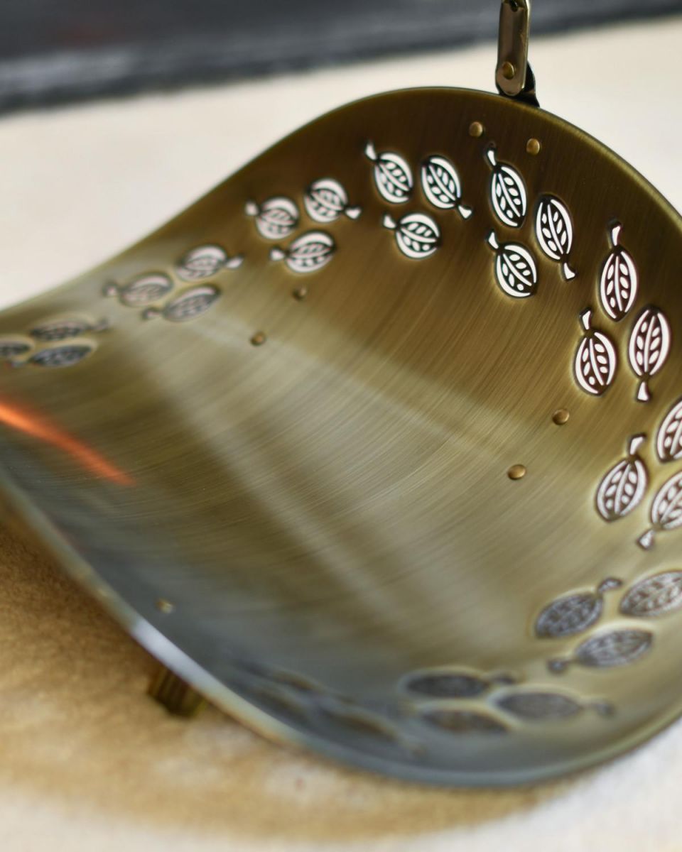 Close-Up of Leaf Pattern on Antique Brass Curved Log Rack & Holder With Handle