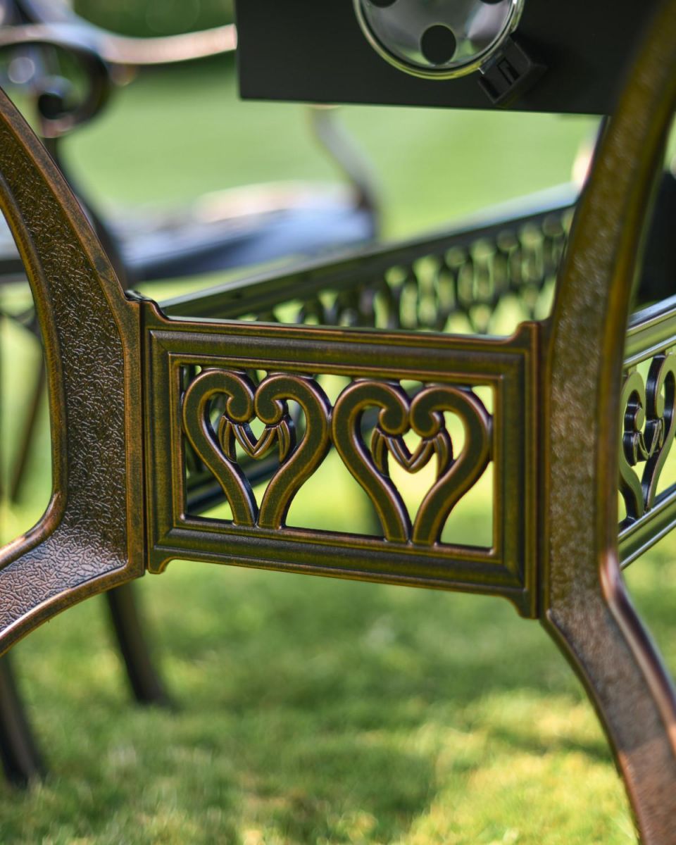 Close-Up of Table Leg Support Structure