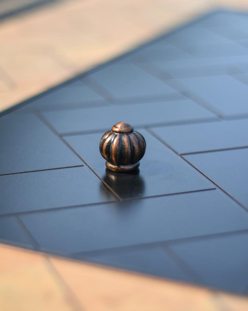 Close-Up of Handles for BBQ Cover on Table & Chair Set