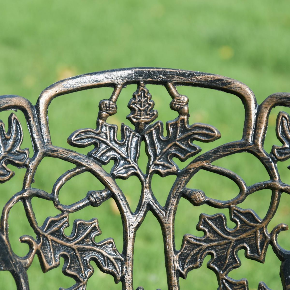 Close-Up of Backrest Design  Close-Up of Backrest Design