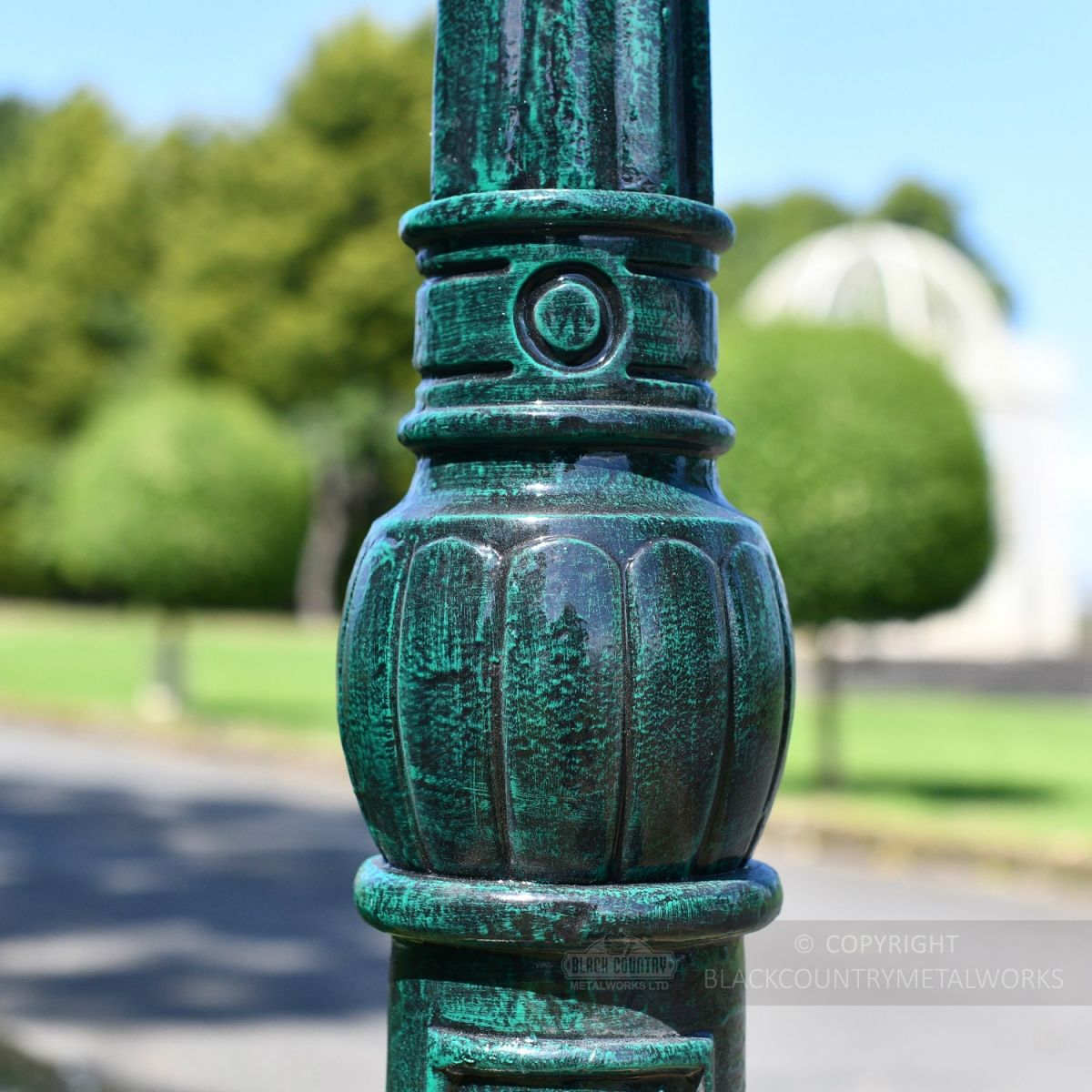Antique Green Lamp Post Column Antique Green Lamp Post Column