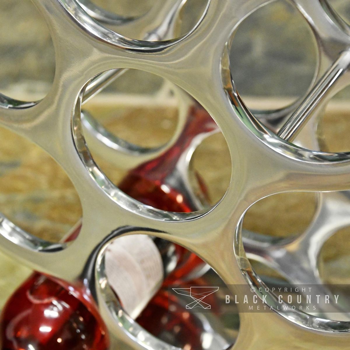 Close-up of the Polished Aluminium Finish
