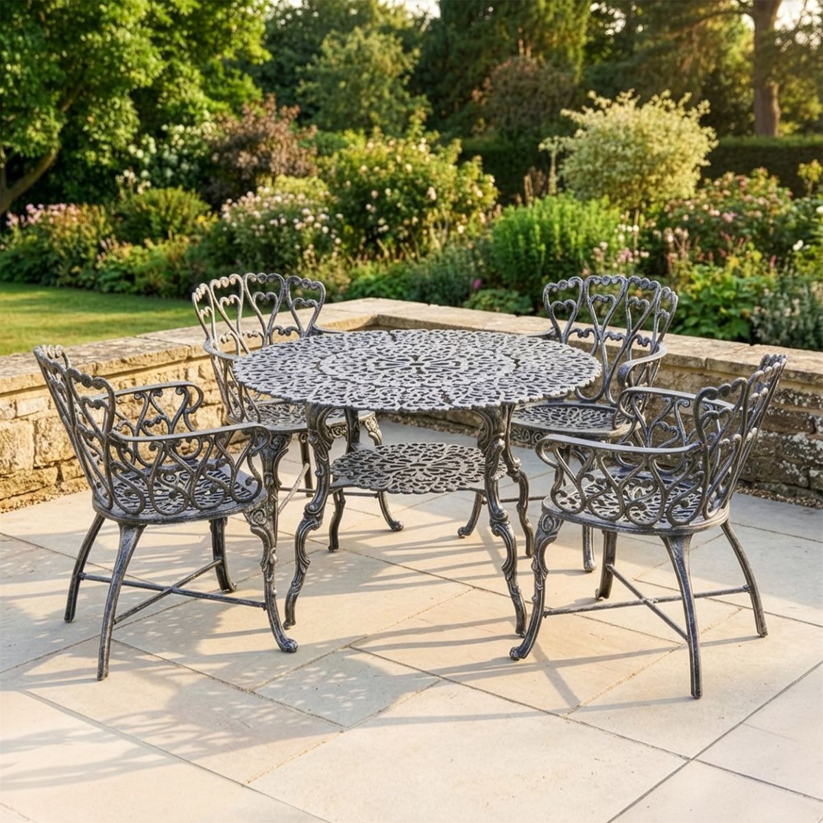 Antique Silver "Edworth Manor" Four Seater Dining Set digital illustration