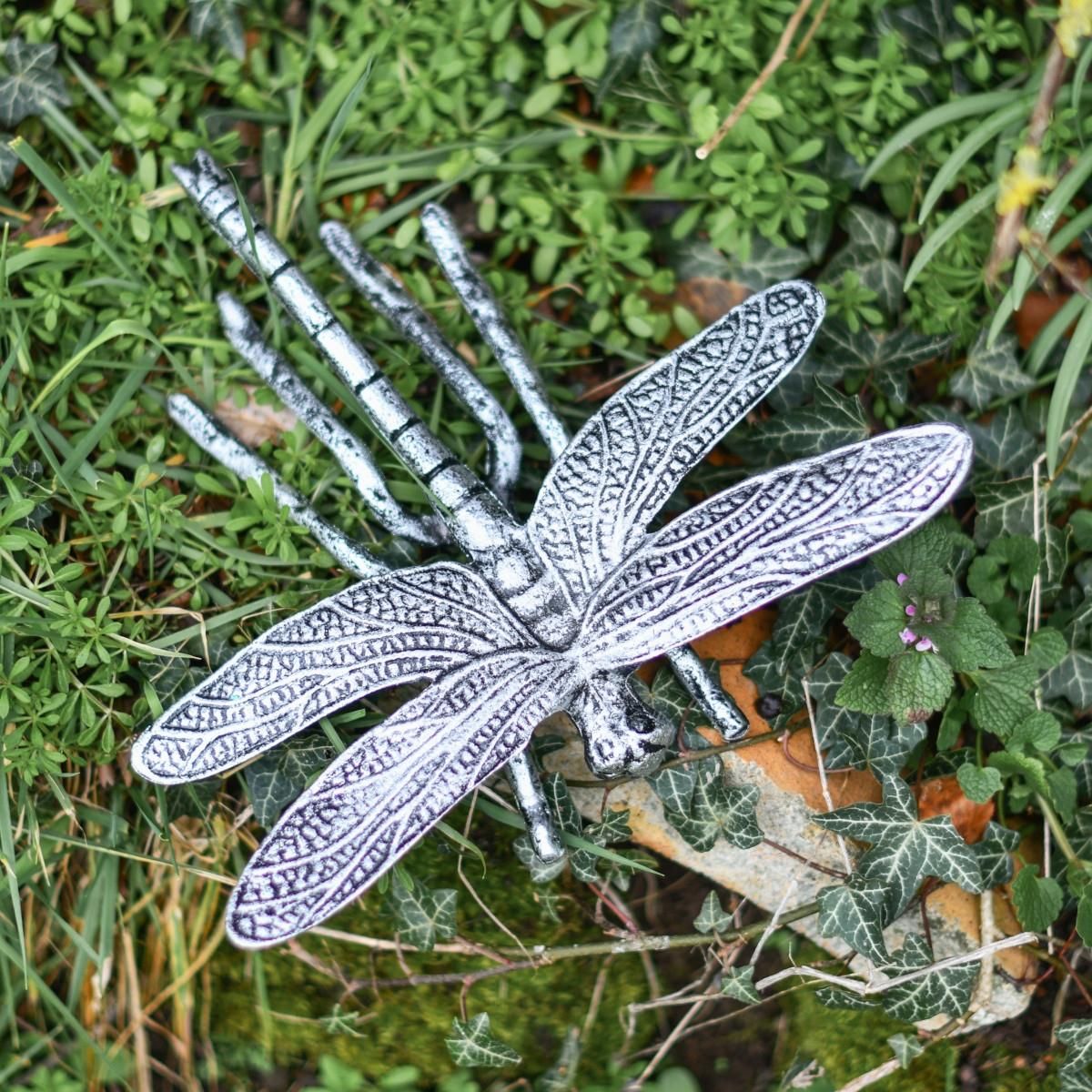 Antique Silver Prehistoric Dragonfly Garden Sculpture Antique Silver Prehistoric Dragonfly Garden Sculpture