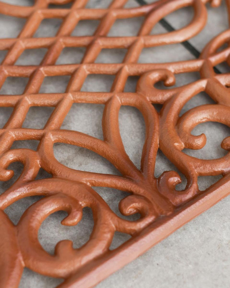 Heart Shaped Design on the Ornate Doormat