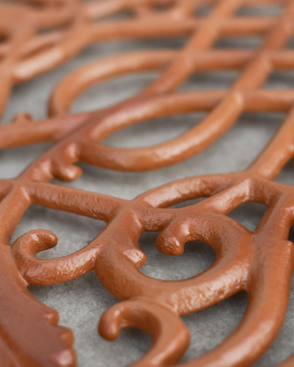 Close-up of the Rustic Brown Finish