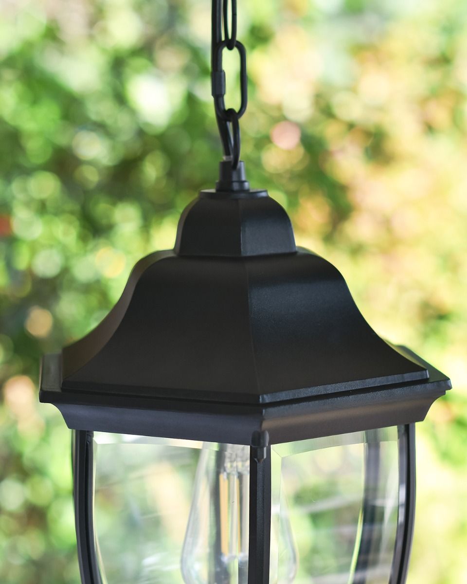 View of the Chain on the Top of the Lantern View of the Chain on the Top of the Lantern