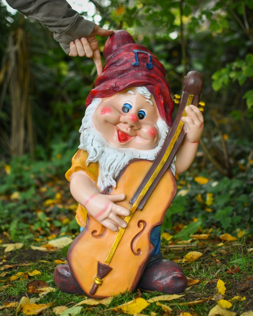 Bass playing gnome scale image