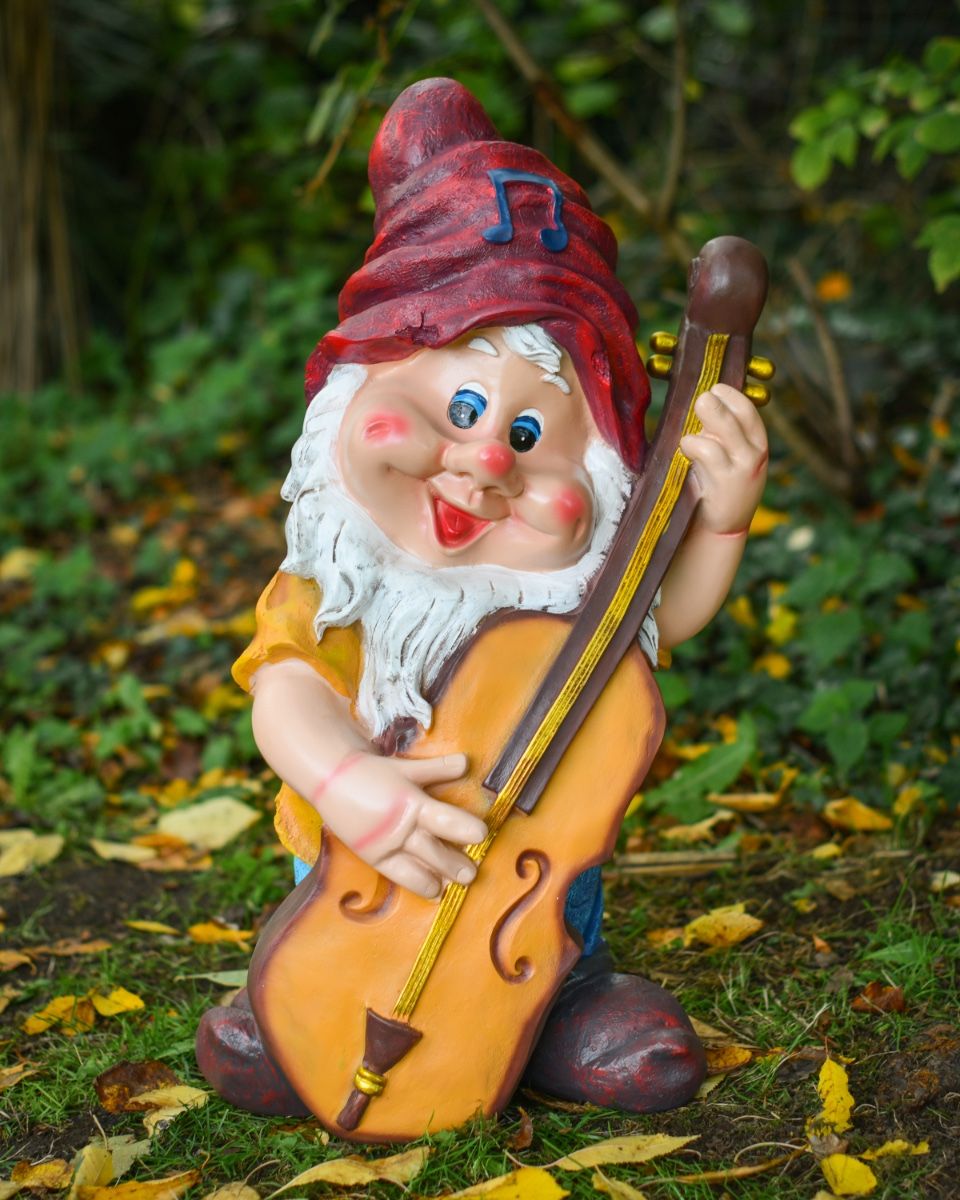 Bass player Gnome