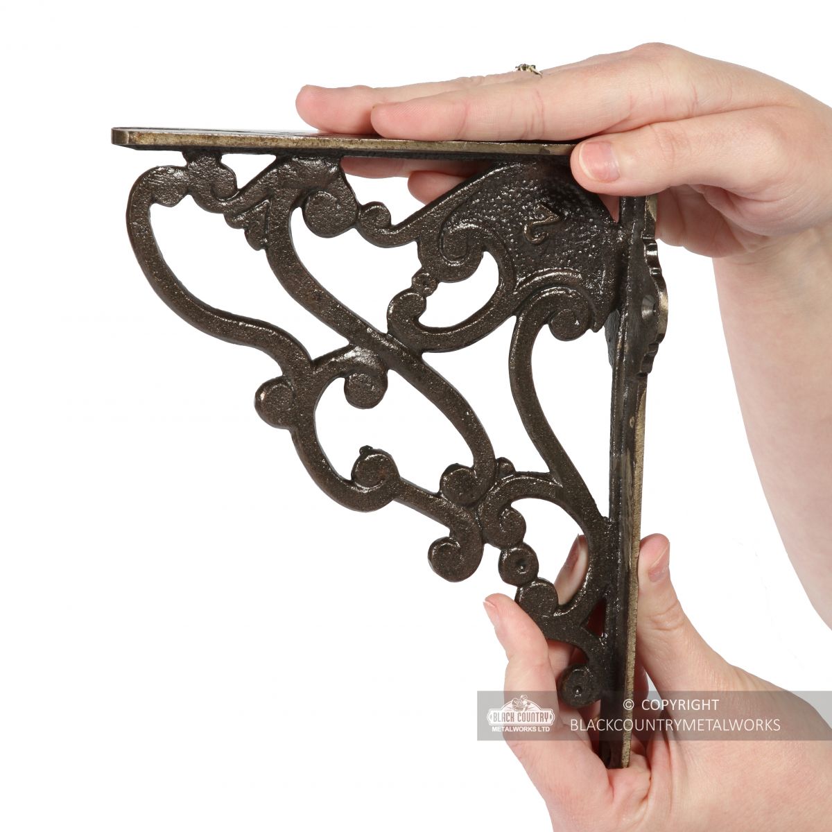 "Tolousian" Art Nouveau Iron Shelf Bracket 21 x 19cm "Tolousian" Art Nouveau Iron Shelf Bracket 21 x 19cm