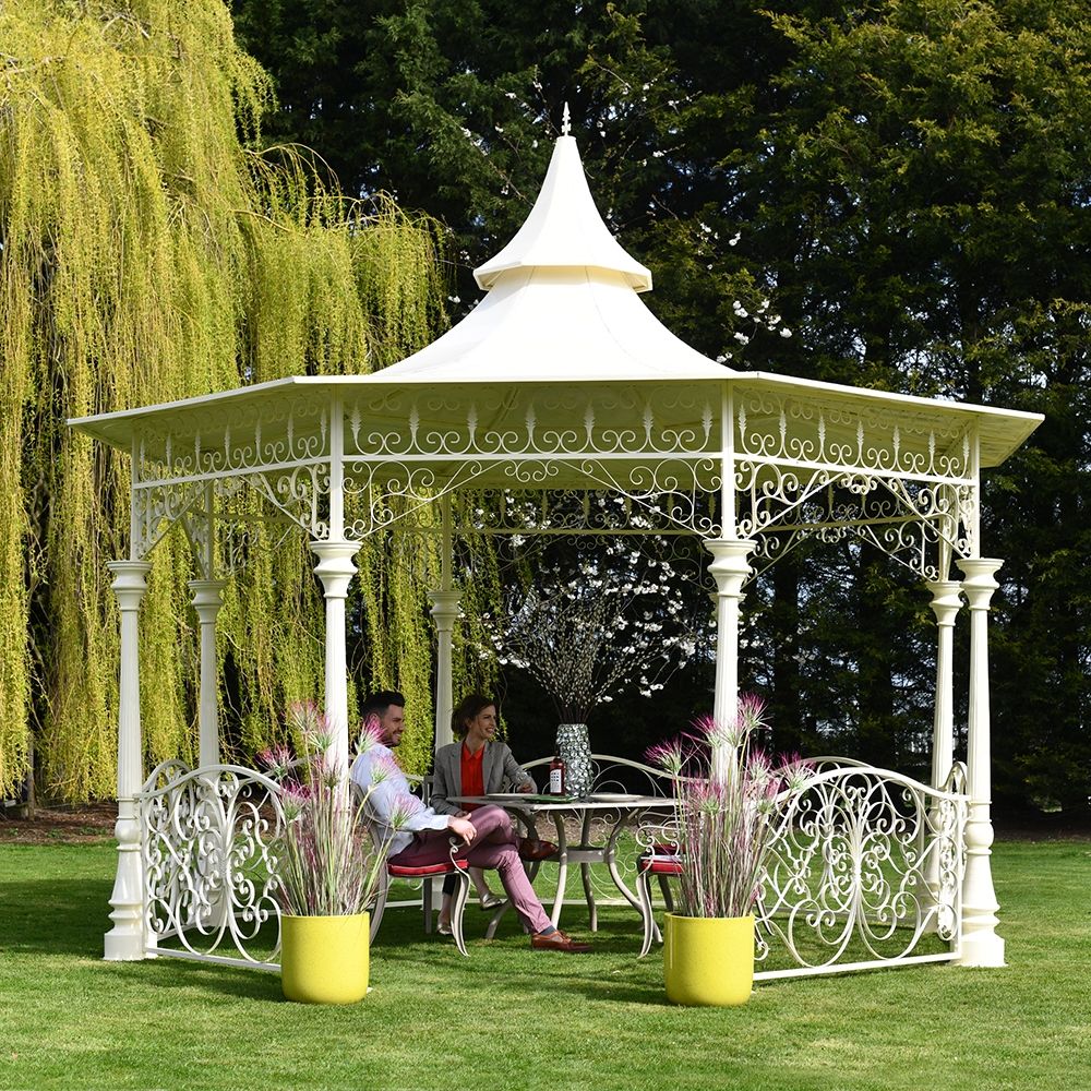 Deluxe "Lady Leticia" Bandstand - 4.4m