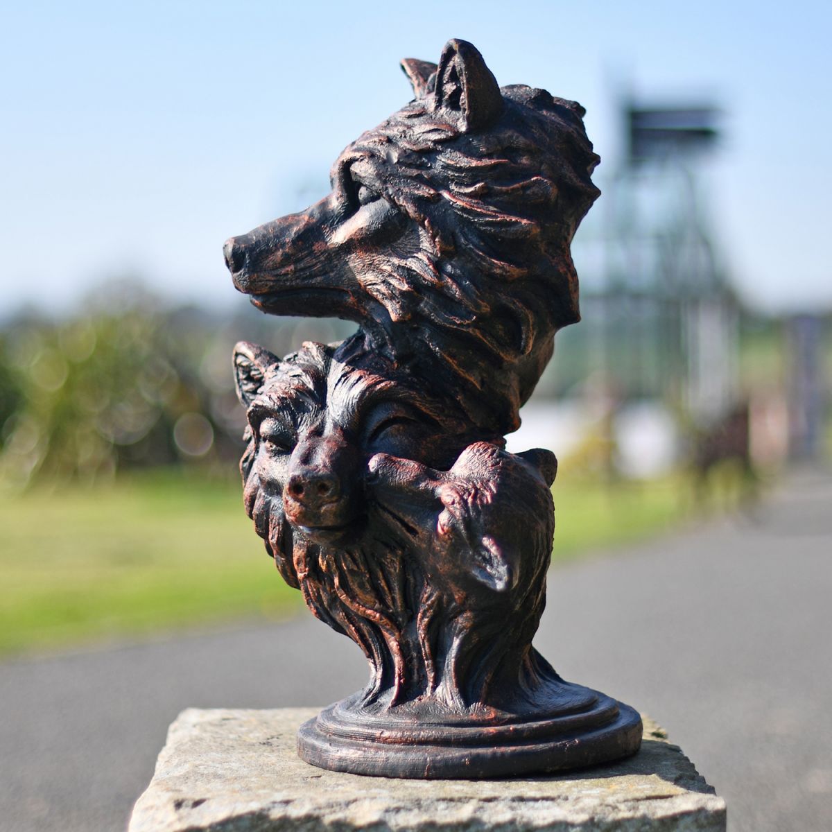 Side View of the cast Iron Wolf Heads