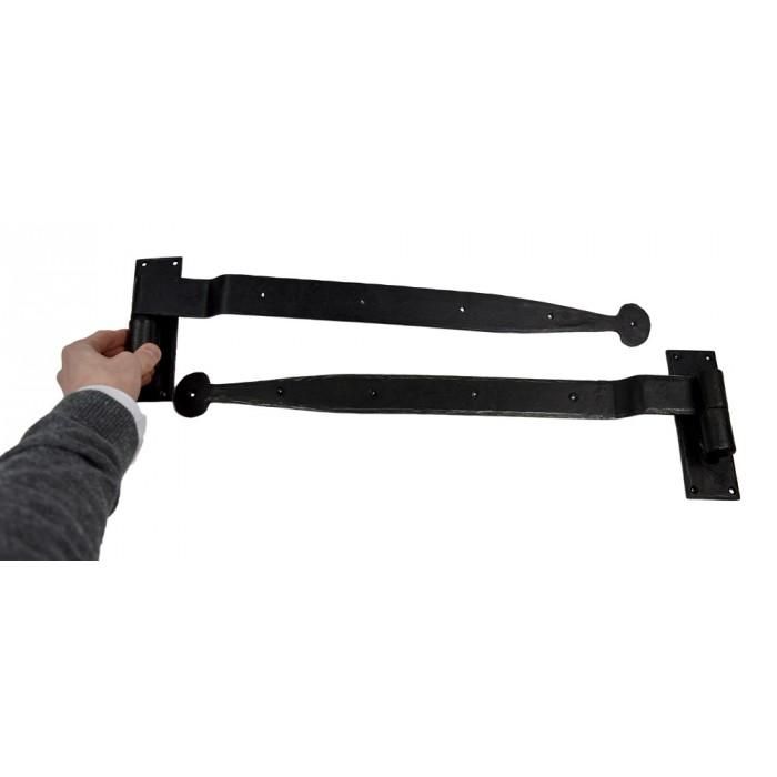 "Titonius" 20" Gate Tee Hinge to Scale