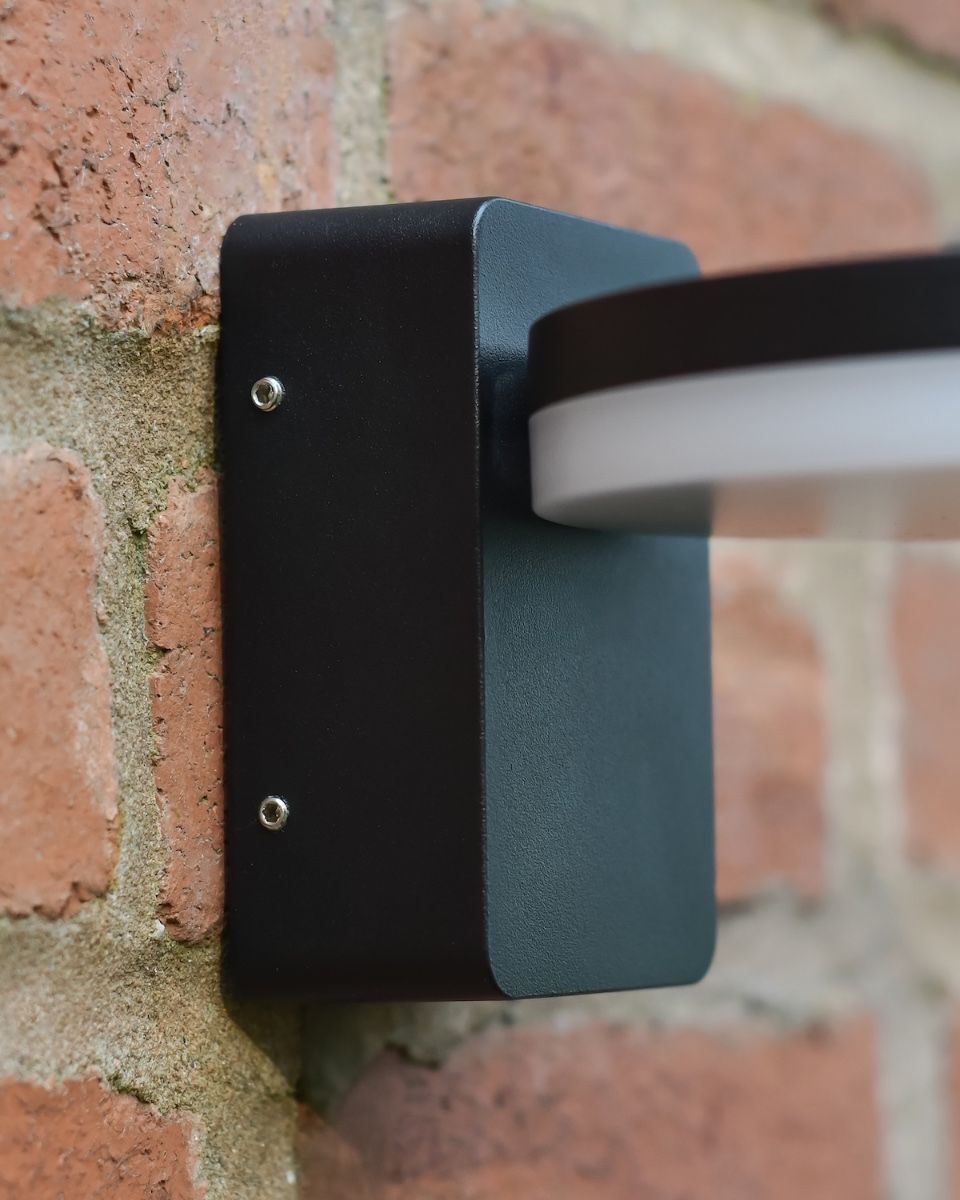 Belgrave Garden wall Down Light casing