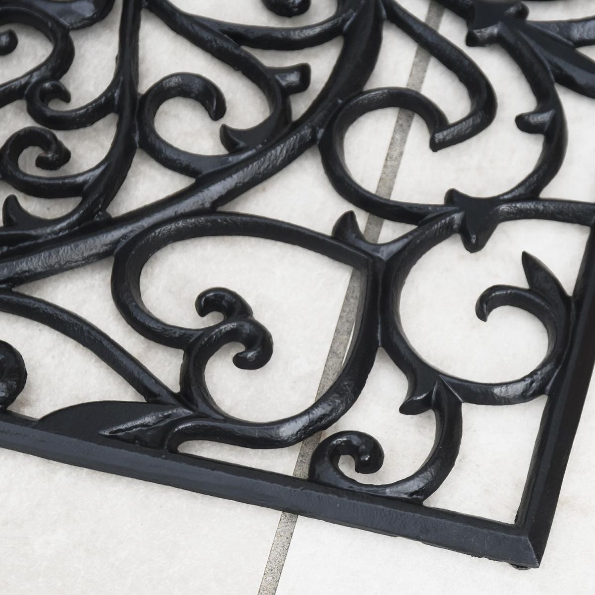 "Belleview" Rectangle Heart Doormat Created out of Cast Aluminium